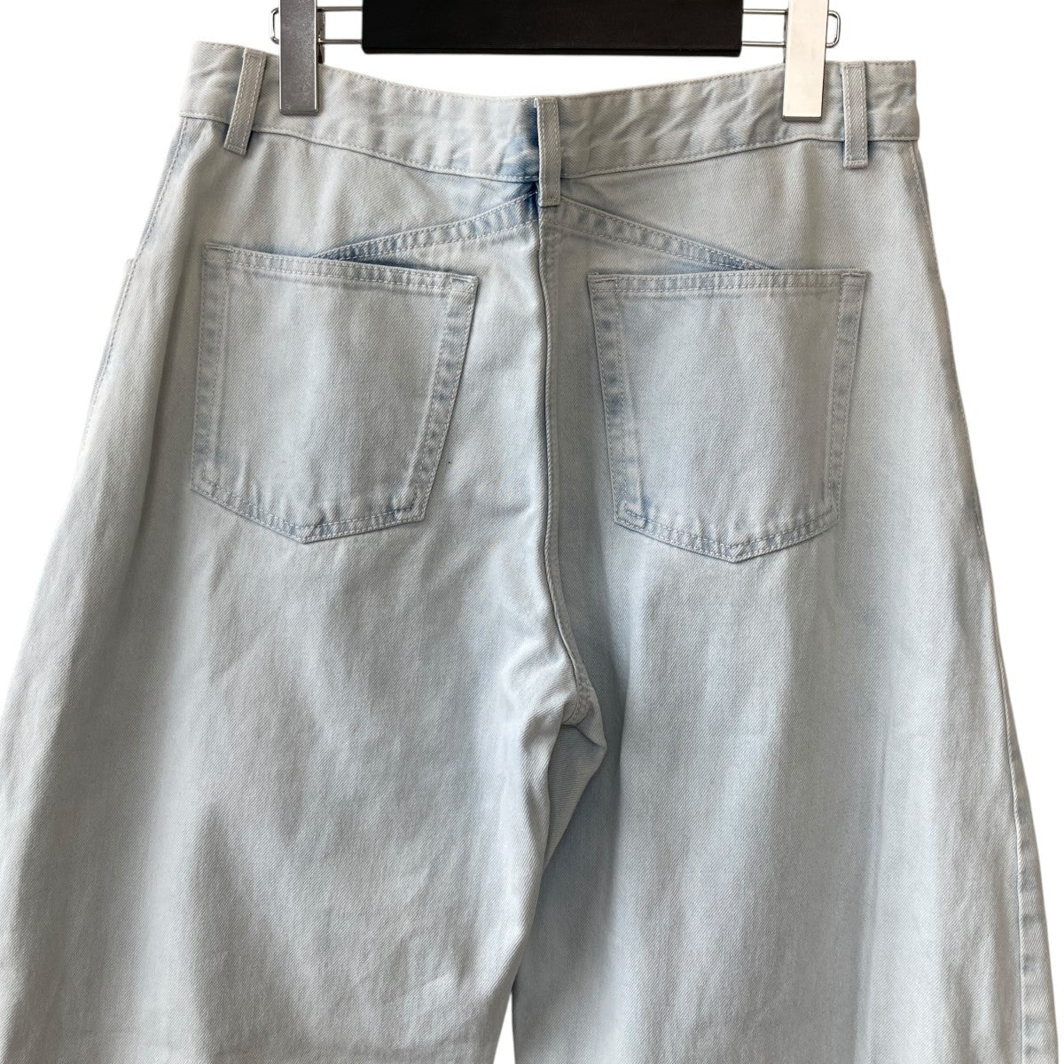 ALAIA Low Waist Round JeansデニムパンツAA9P1216D006B 古着・中古-4枚目のアイテム画像