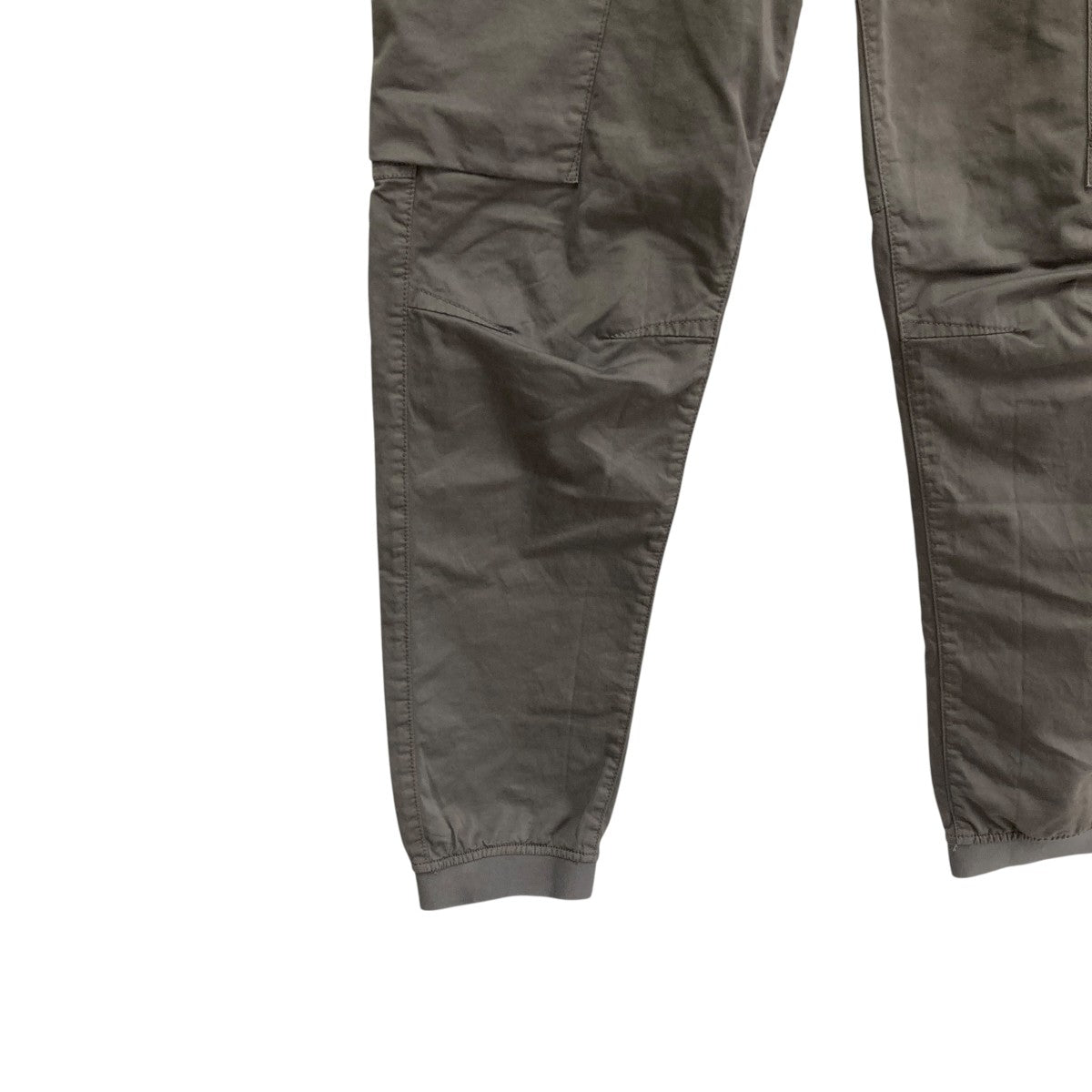 STONE ISLAND 25AWREGULAR TAPERED FITカーゴパンツK2S153100033 古着・中古-4枚目のアイテム画像