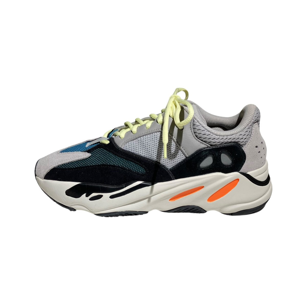 YEEZY BOOST 700スニーカーB75571