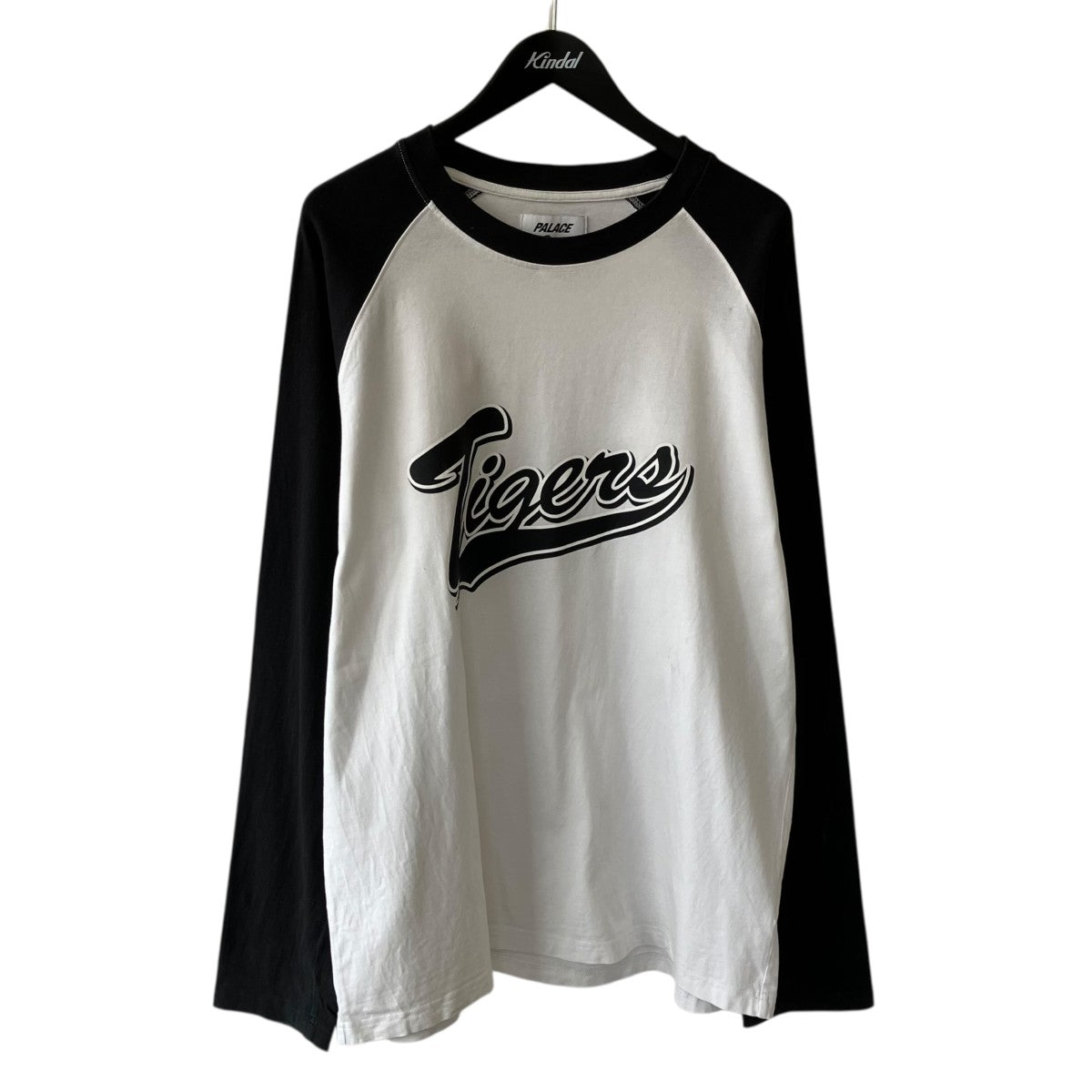 PALACE HANSHIN TIGERS RAGLAN LONGSLEEVEロングカットソー 古着・中古-1枚目のアイテム画像