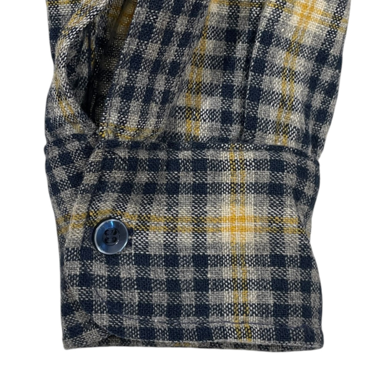 チェック柄シャツ