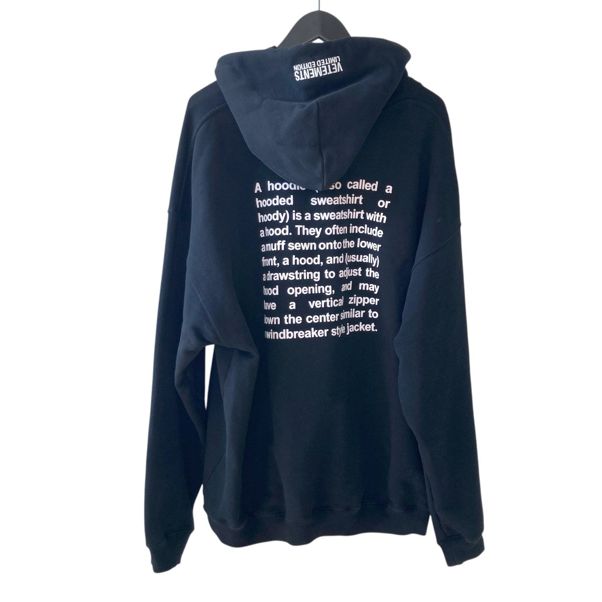 VETEMENTS DEFINITION HOODIEプルオーバーパーカーUE51TR310B 古着・中古-2枚目のアイテム画像