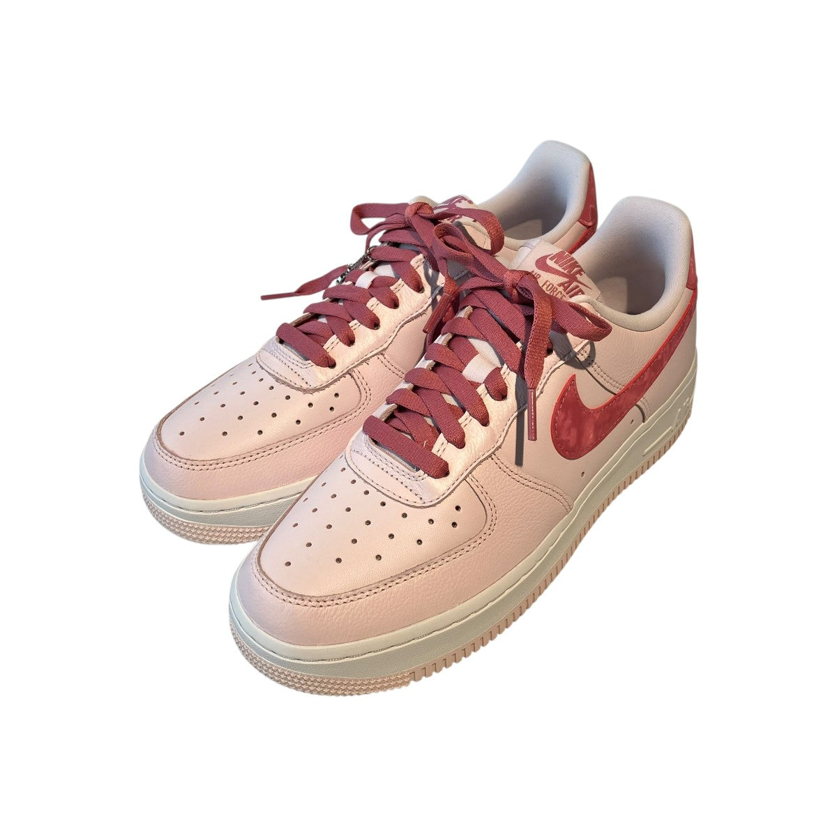 Air Force 1 Low Valentine’s DayスニーカーIQ8755-600