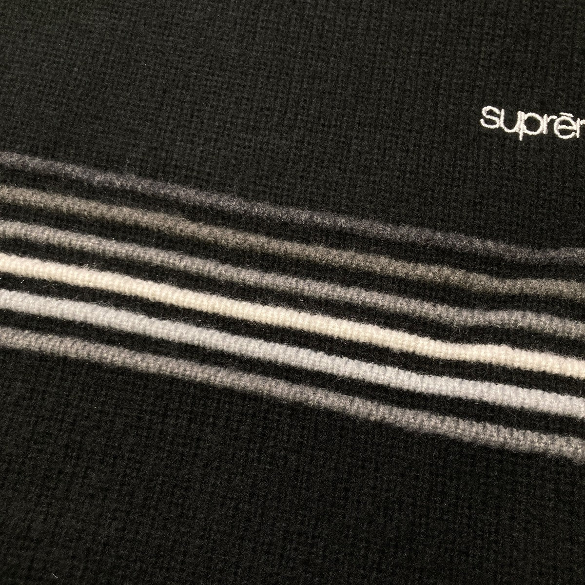 26SSRAISED STRIPE SWEATERニット