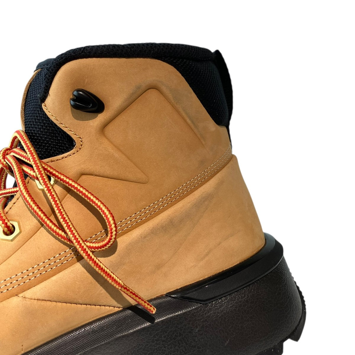 Jordan City Boots Flax／Blackハイカットスニーカーhv4580-200