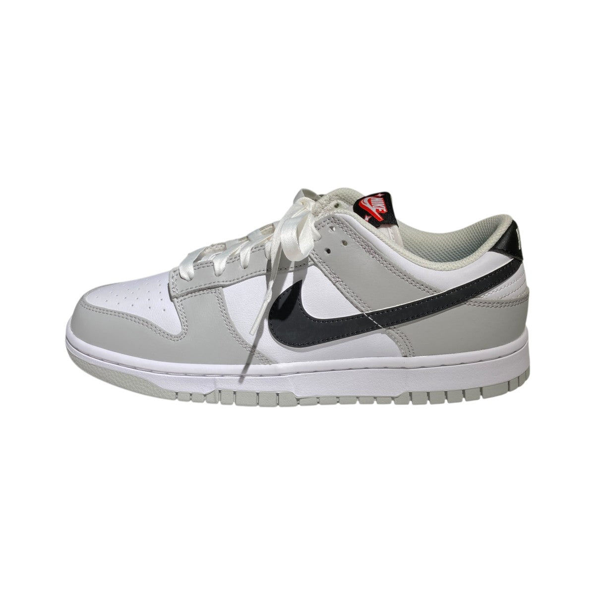 NIKE Dunk Low SE Lottery Grey Fog／Light Crimsonローカットスニーカーdr9654-001 古着・中古-2枚目のアイテム画像