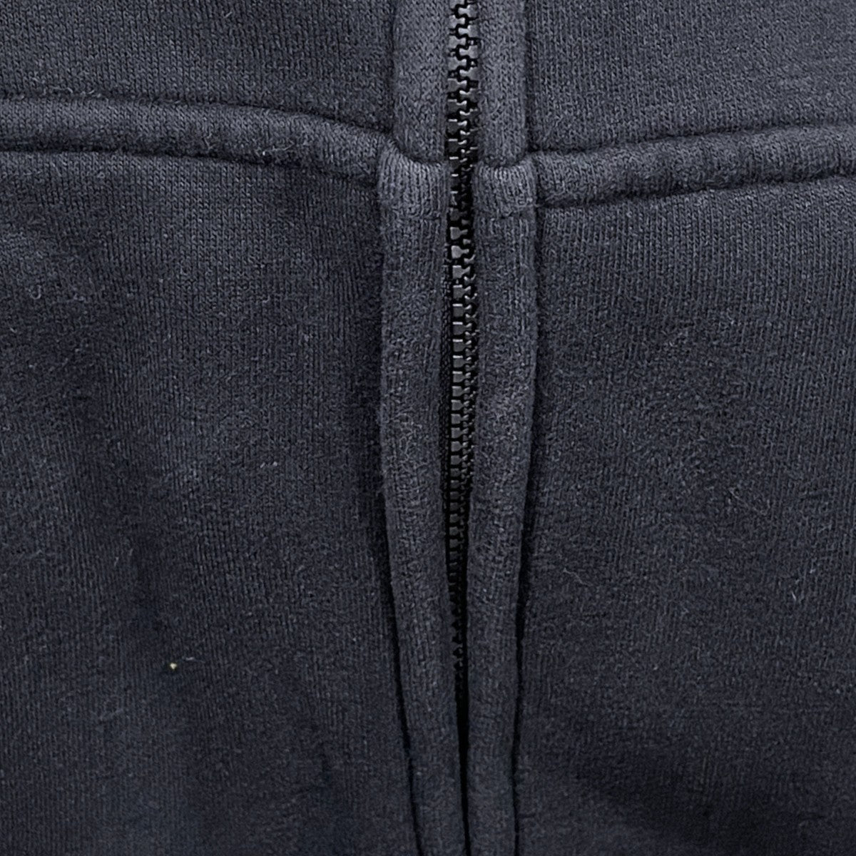25AW ジップアップパーカー EMBLEM FLEECE FULL-ZIP HOODY エンブレムフリースフルジップフーディ X000009929