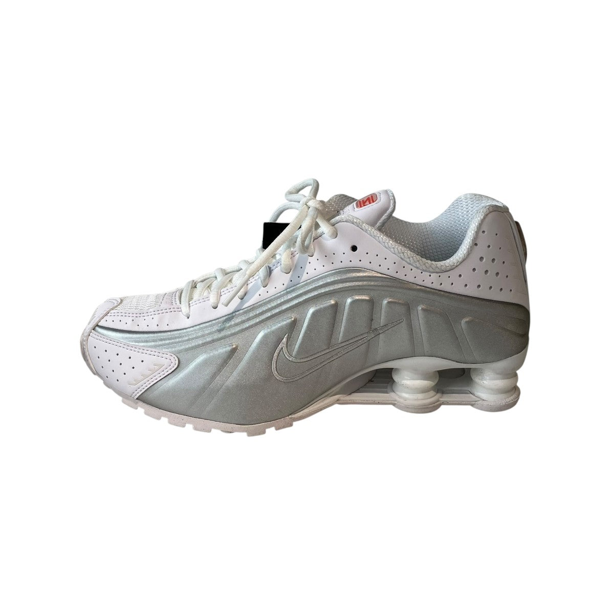 NIKE Shox R4 White and Metallic SilverスニーカーAR3565-101 古着・中古-2枚目のアイテム画像