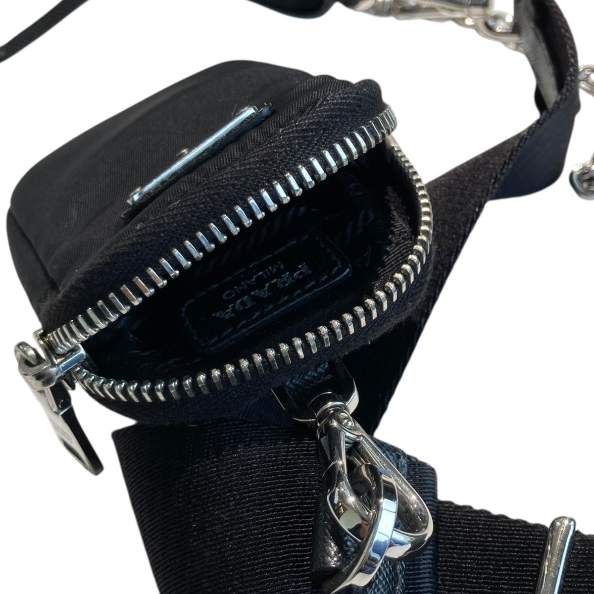 PRADA Re-Edition 2005ショルダーバッグ1BH204 古着・中古-8枚目のアイテム画像