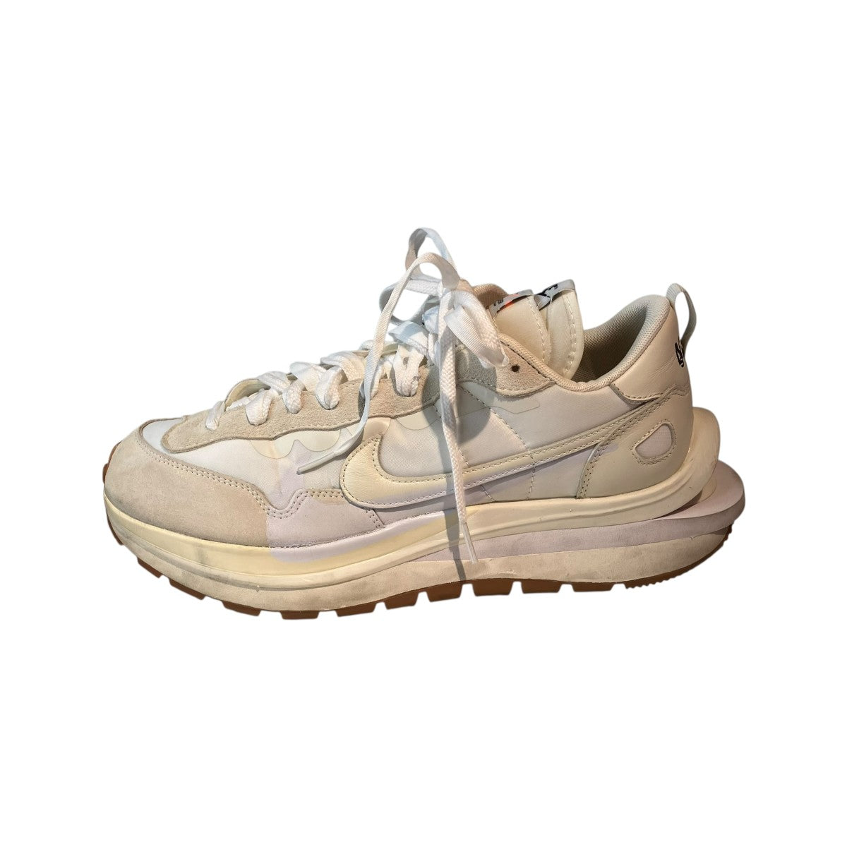 NIKE×sacai Vapor Waffle White GumスニーカーDD1875-100 古着・中古-2枚目のアイテム画像