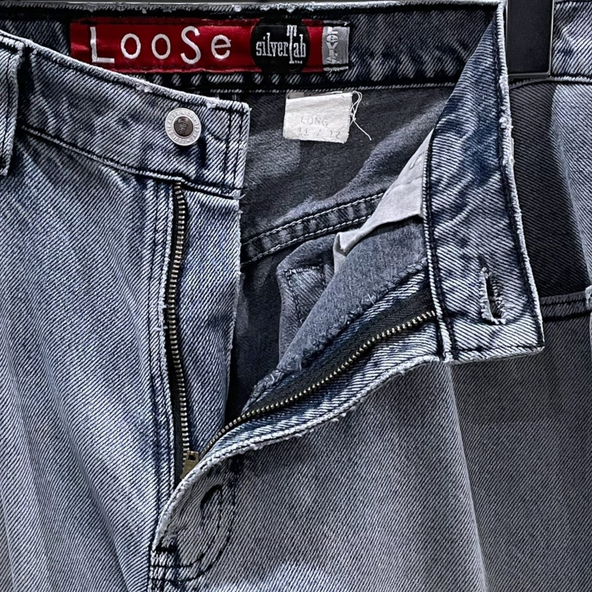 LEVI’S SILVER TAB デニムパンツ LOOSE ルーズ ボタン裏532 古着・中古-3枚目のアイテム画像