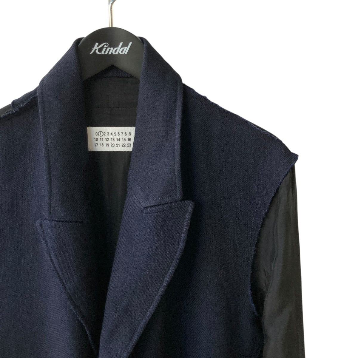 Maison Margiela 21SSCharmeuse-paneled wool-blend twill trench coatベルテッドコートS51AA0290 古着・中古-3枚目のアイテム画像