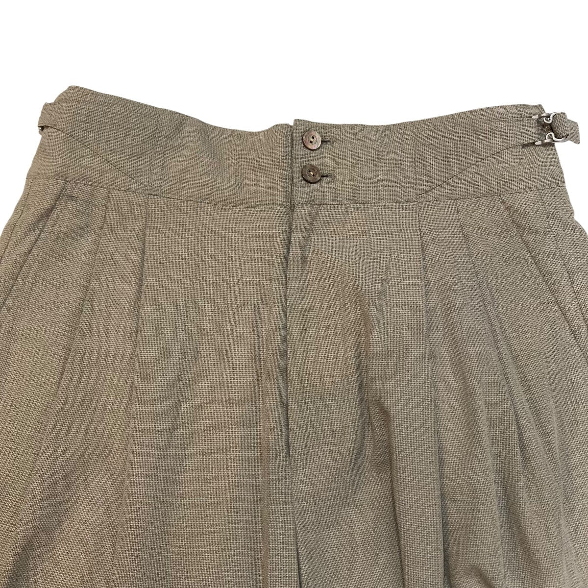 TWO TUCKS WIDE SHORTSハーフパンツIH25SS-P031-NDC