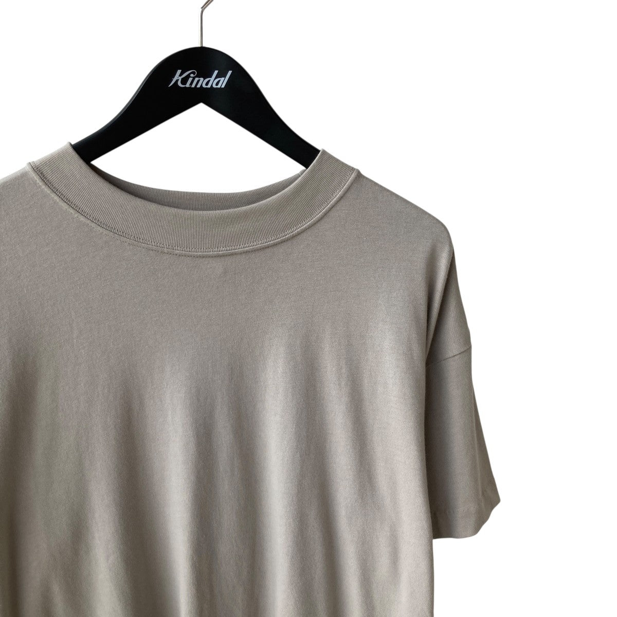 SIGNATURE ESSENTIAL TEETシャツ