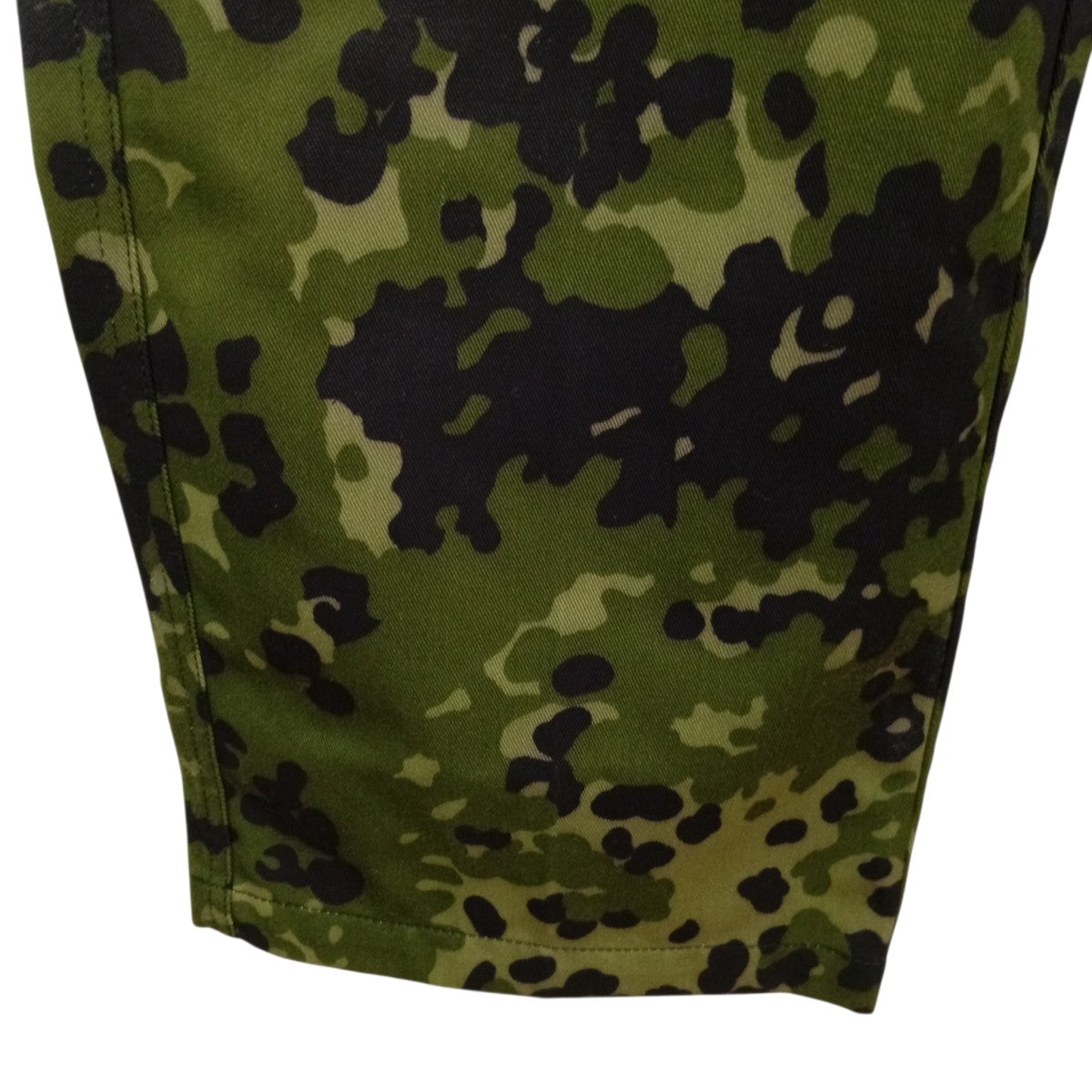 デンマーク軍  ウッドランドカモフラージュ柄パンツ