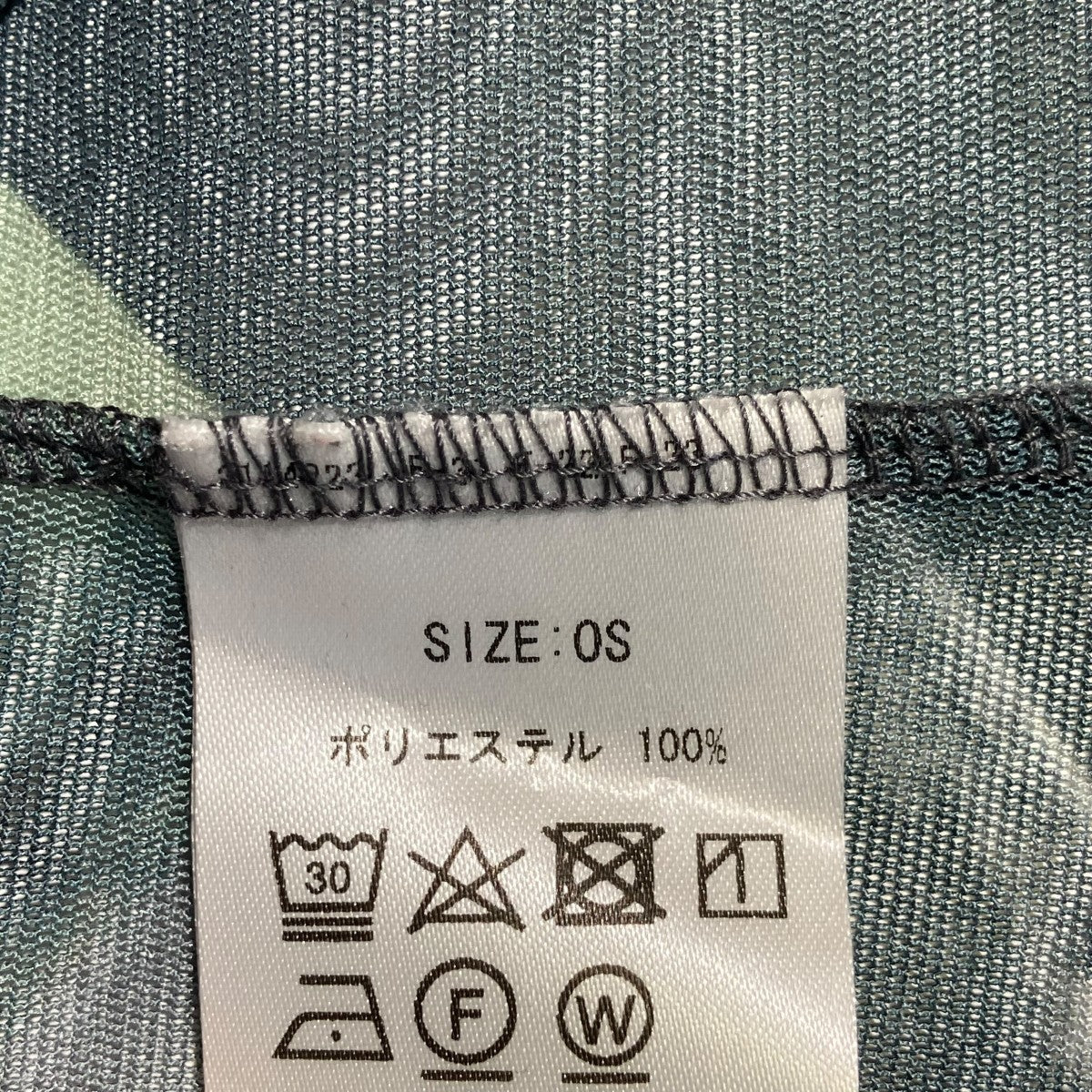グラフィックメッシュトップタートルネックカットソー