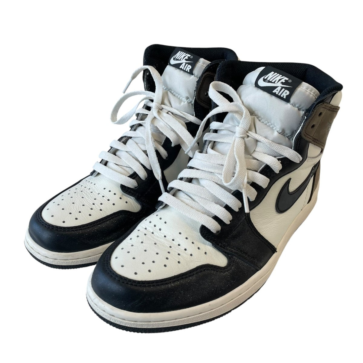 NIKE Air Jordan 1 High OG MOCHAハイカットスニーカー555088-105 古着・中古-1枚目のアイテム画像