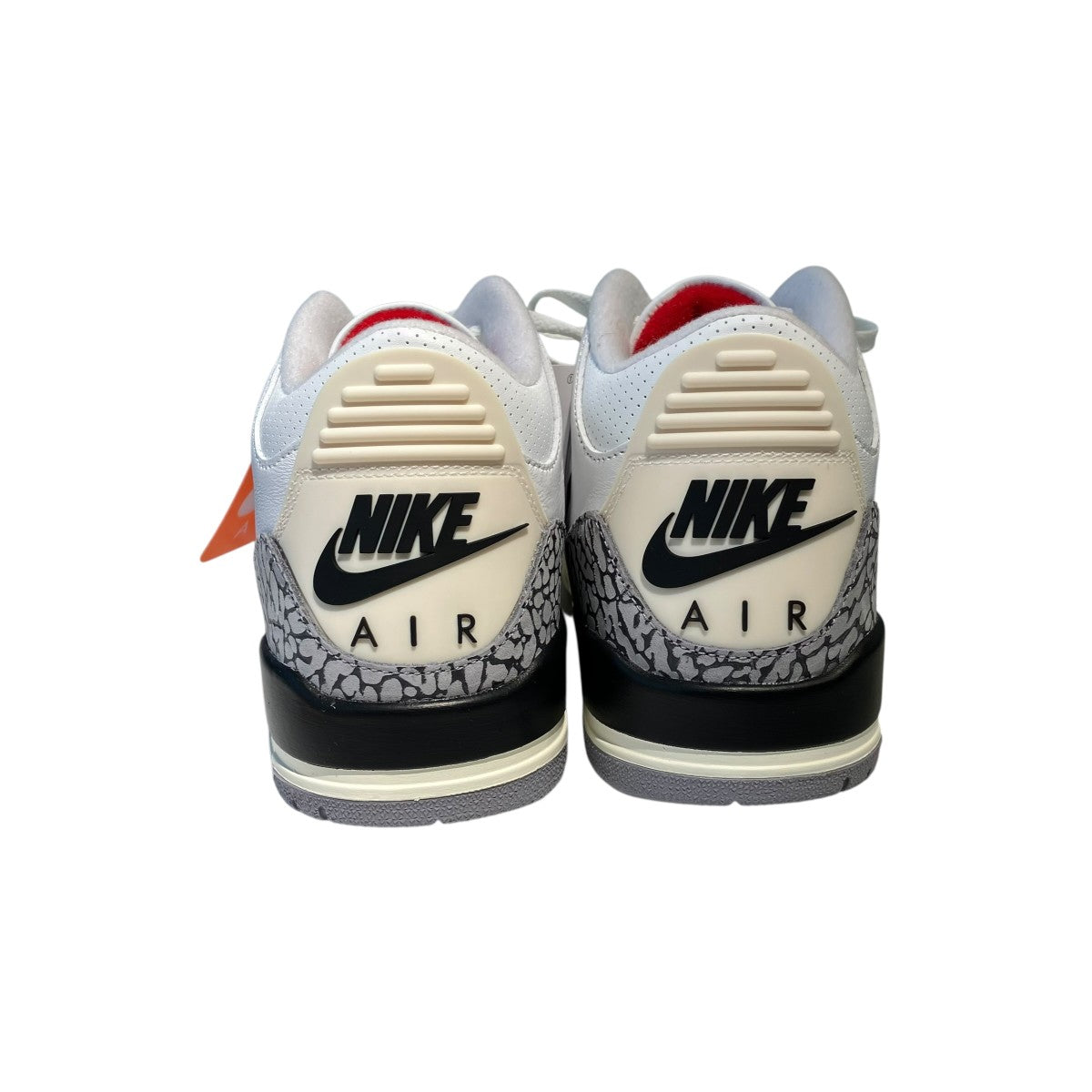 Air Jordan 3 Retro White Cement ReimaginedスニーカーDN3707-100