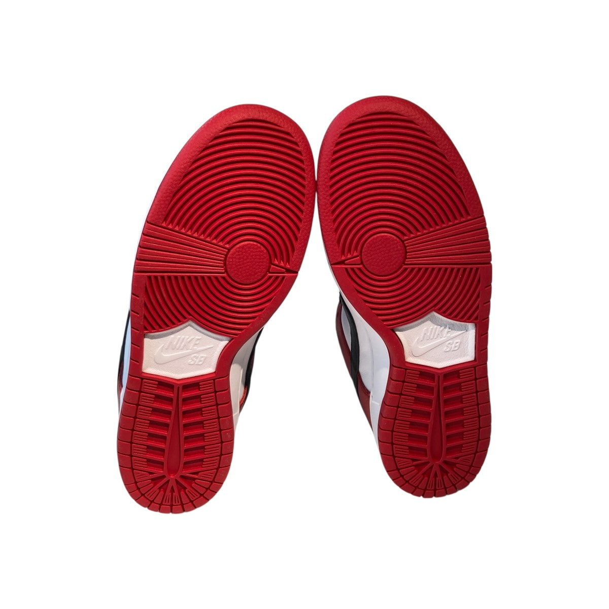 SB Dunk Low Pro J-Pack Chicago／Varsity Red and WhiteローカットスニーカーBQ6817-600