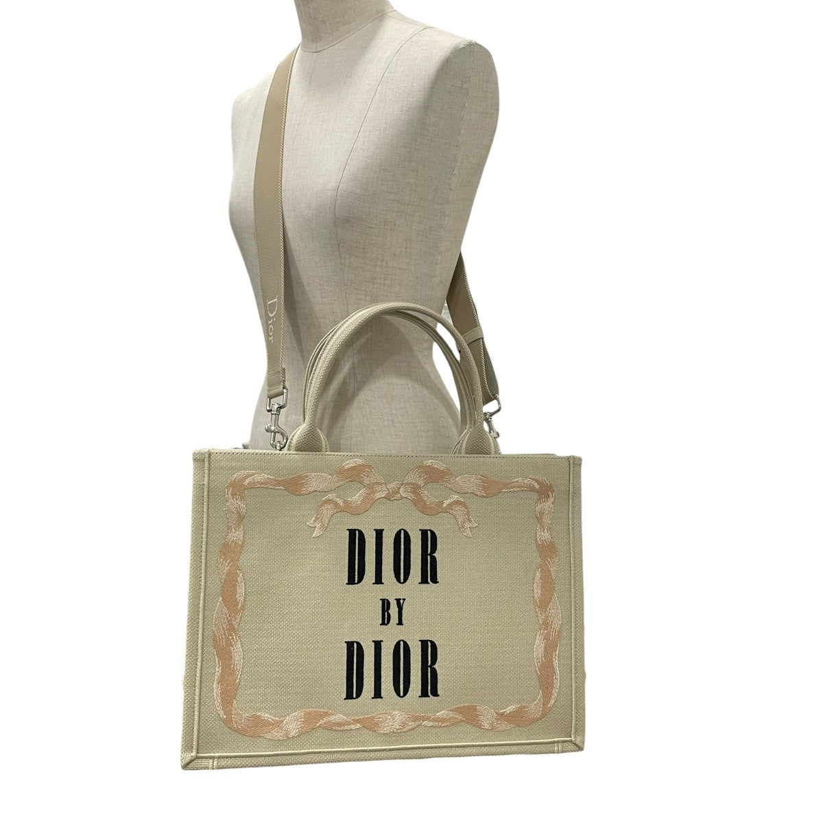 26SSBook Tote DIOR BY DIOR ミディアムトートバッグM1354PEWL M38I
