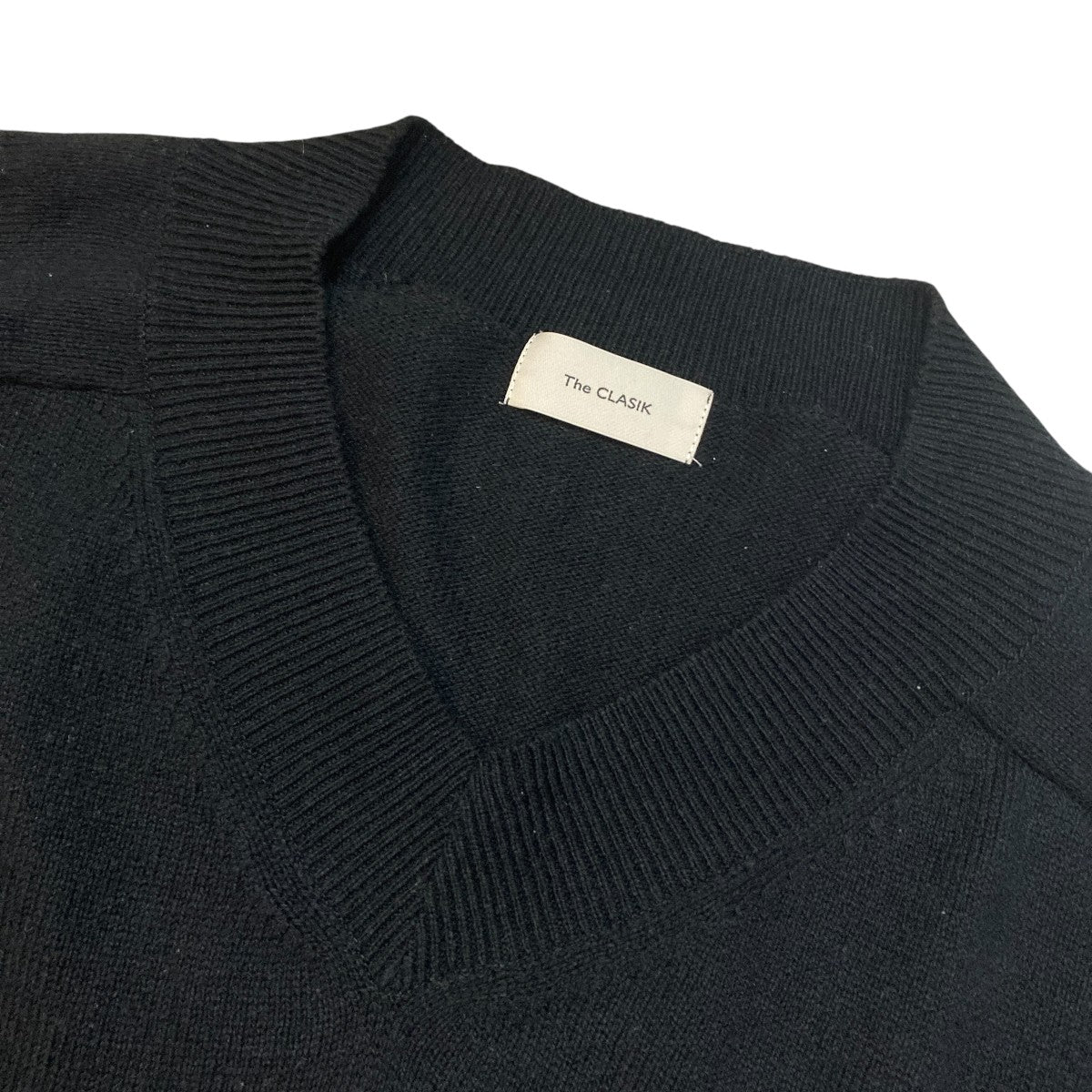 The CLASIK(ザ・クラシック) V NECK JUMPER (COTTON CASHMERE PLAIN