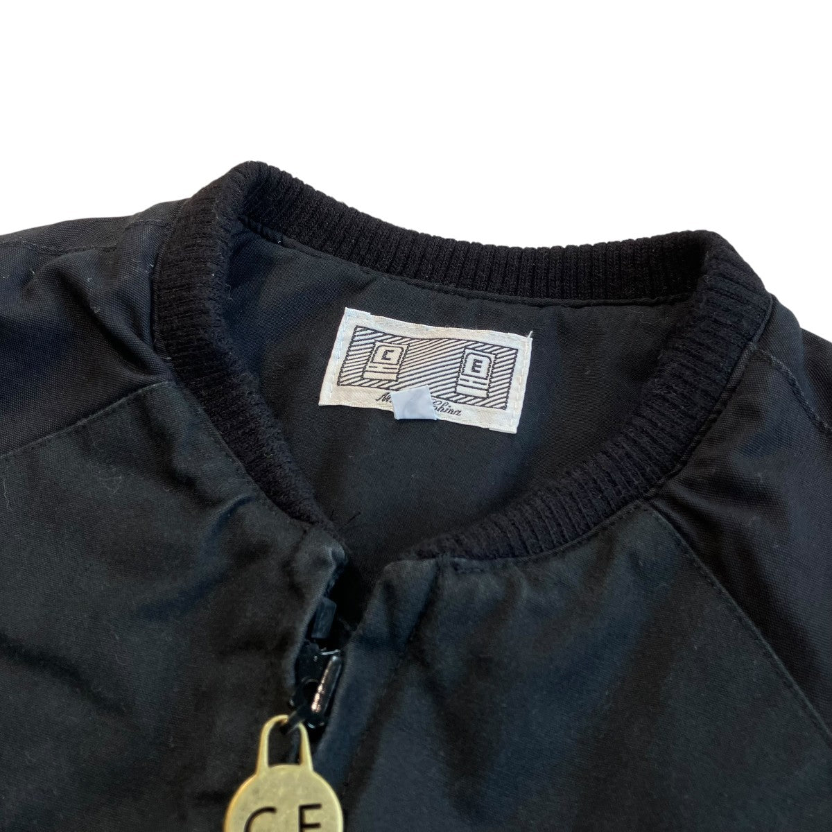 UTILITY VESTベスト
