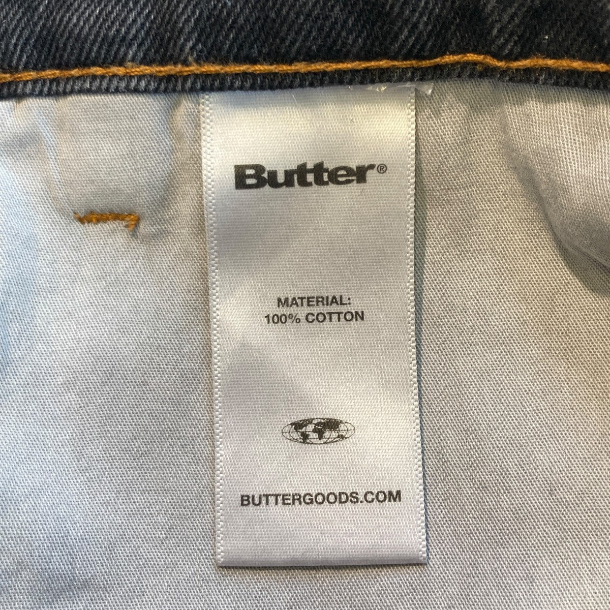 デニムパンツ