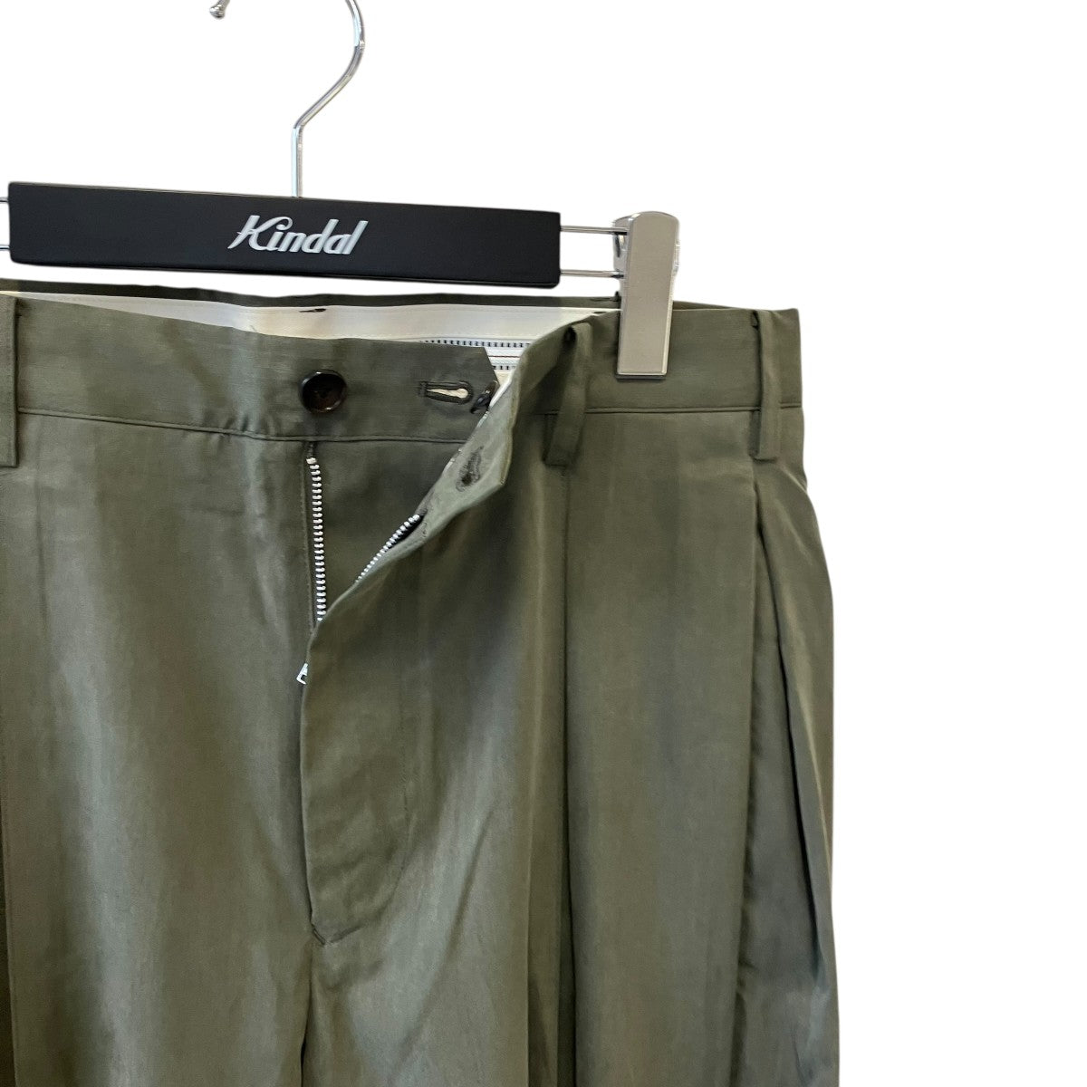 KHOKI Tuck-detail pantsパンツ25FW-P-09-KHAKI 古着・中古-3枚目のアイテム画像