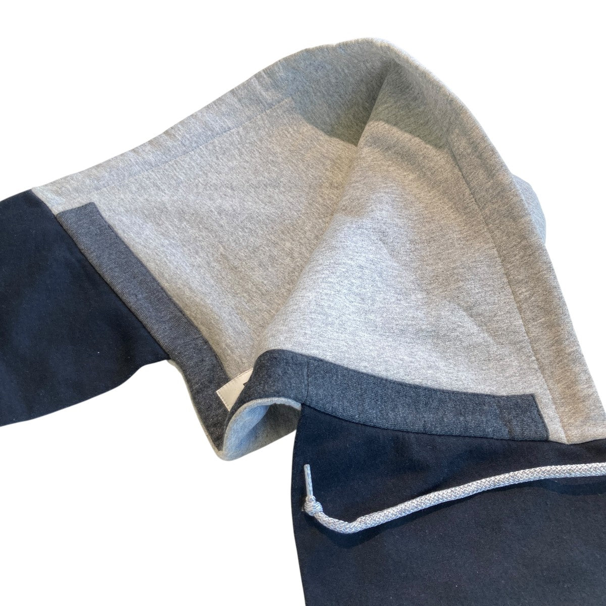 BUZIGAHILL hoodie sleeve scarfフードスカーフ202404070606 古着・中古-4枚目のアイテム画像