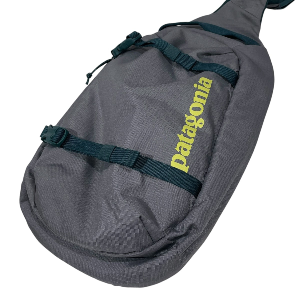 25AW ボディバッグ Atom Sling 8L アトムスリング 8リットル 48262FA25