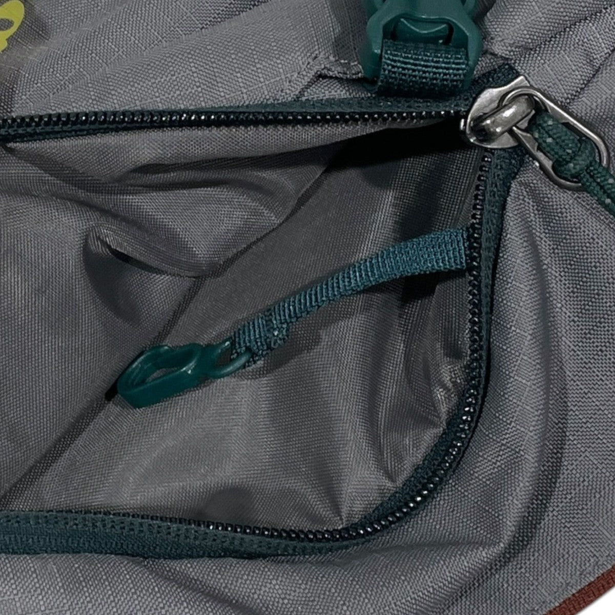 25AW ボディバッグ Atom Sling 8L アトムスリング 8リットル 48262FA25
