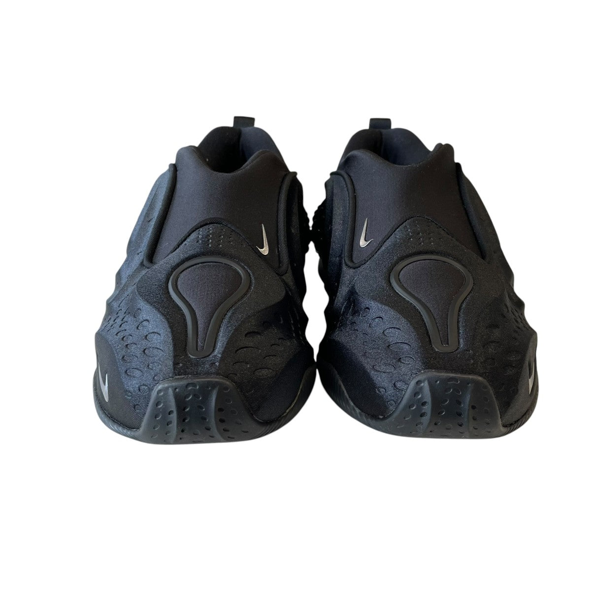WMNS Black and Metallic Dark GreyローカットスニーカーHQ2410-001