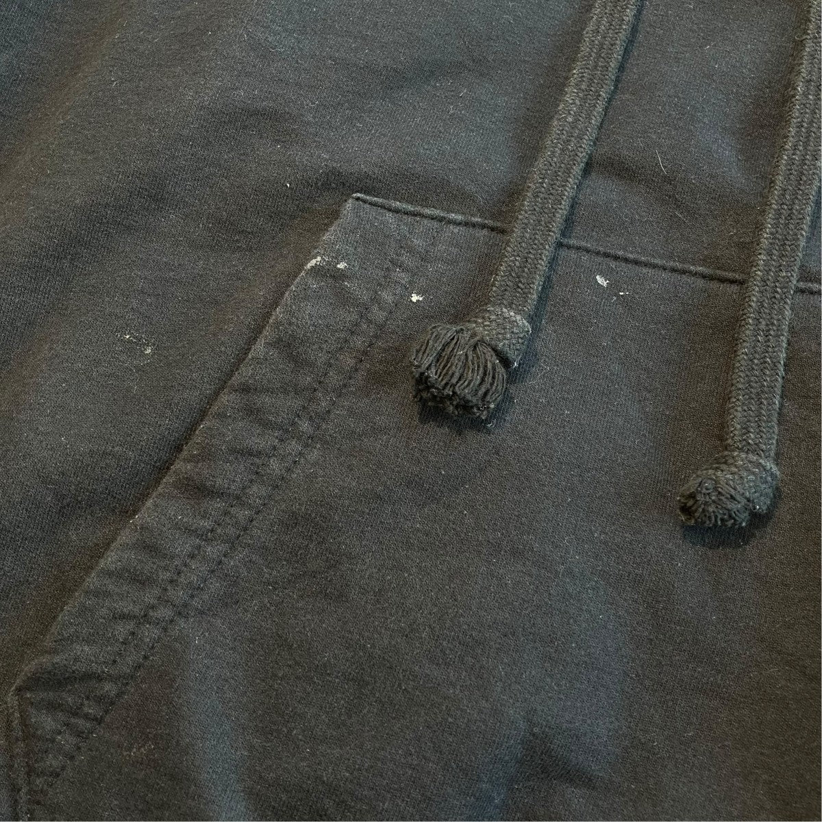 Vertical Logo Pullover Hoodieパーカー