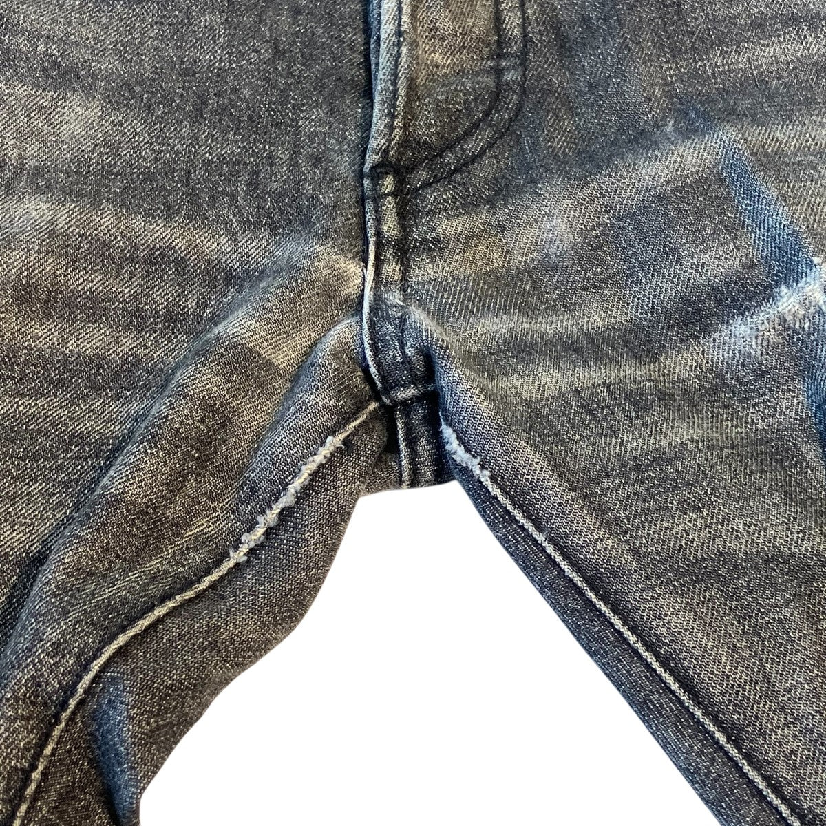 デニムパンツ
