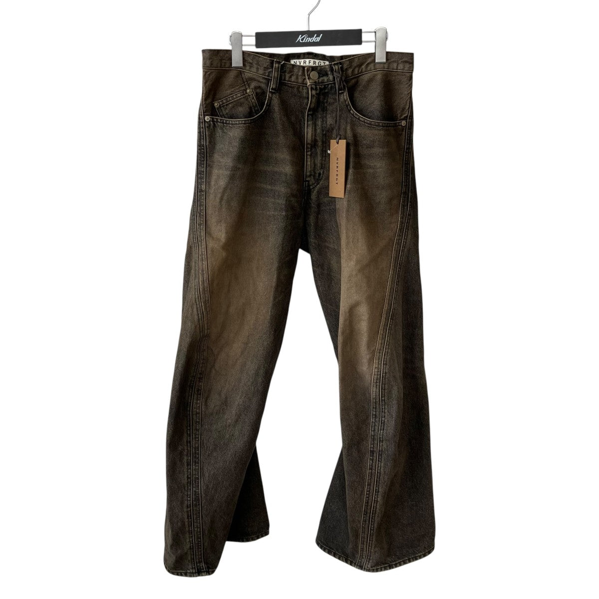 3D Twisted Wide Leg JeansデニムパンツNF242P04D