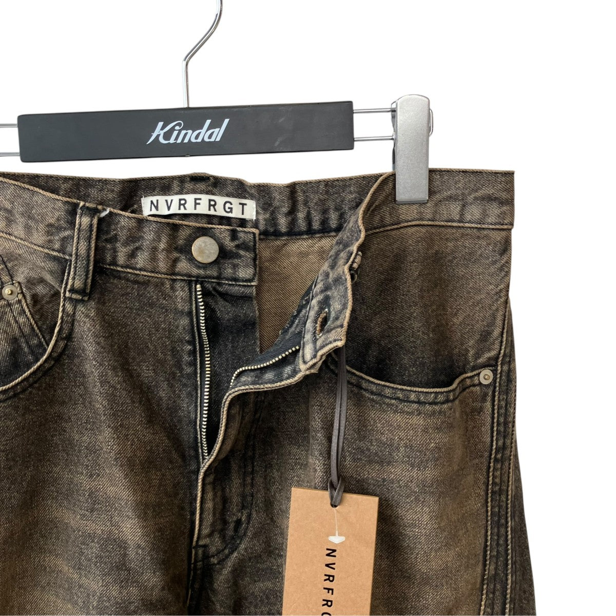 3D Twisted Wide Leg JeansデニムパンツNF242P04D