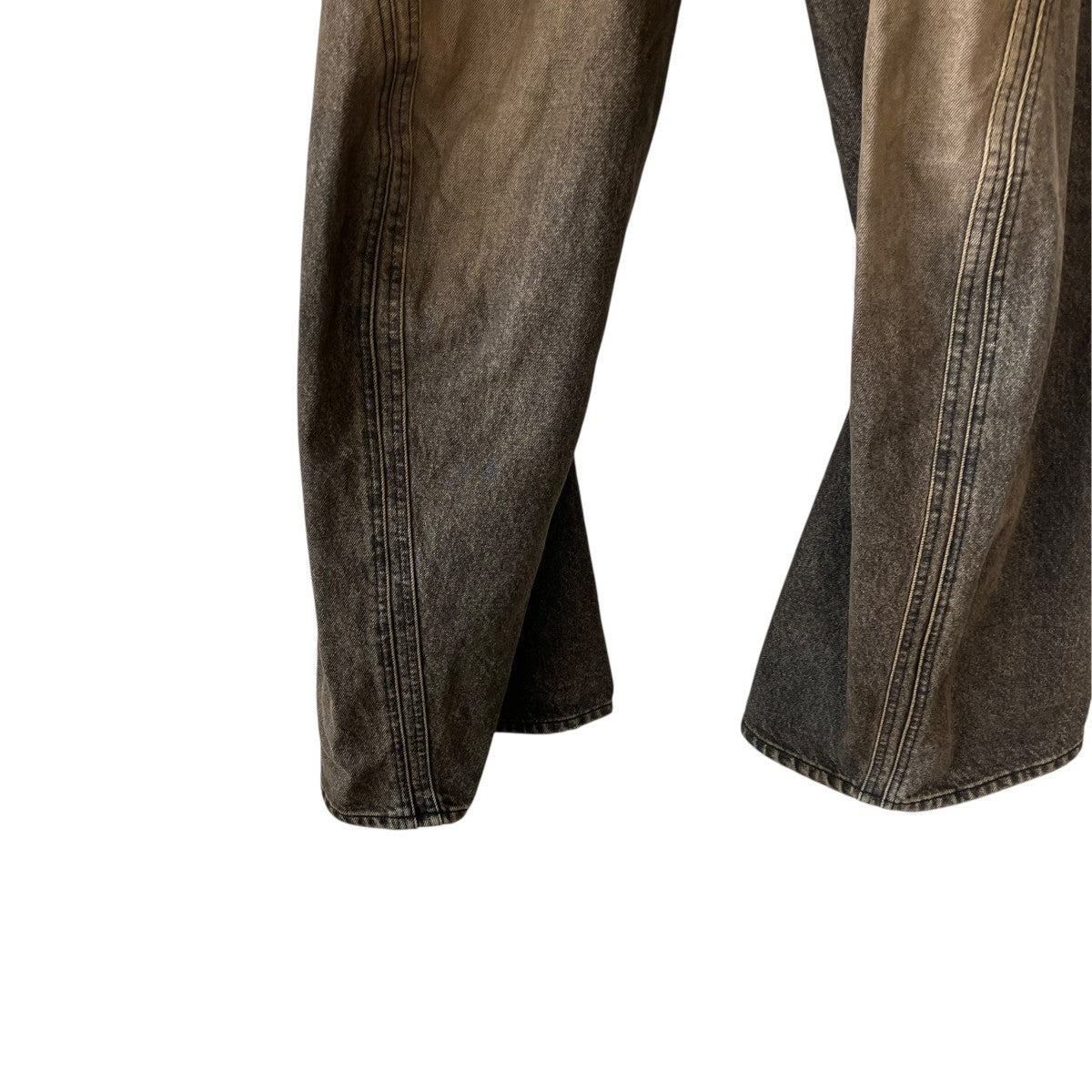 3D Twisted Wide Leg JeansデニムパンツNF242P04D