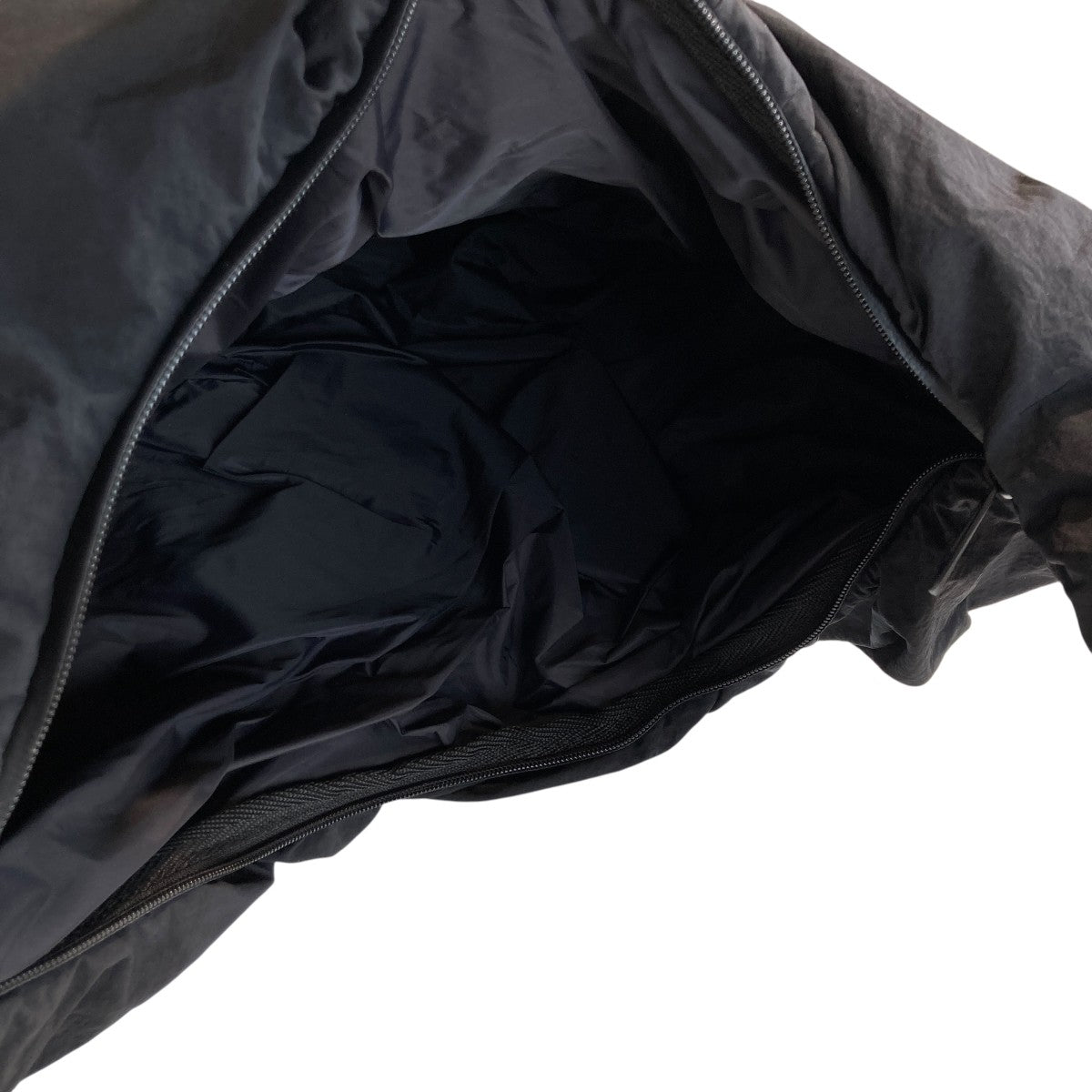 Po Smooth Blackショルダーバッグ