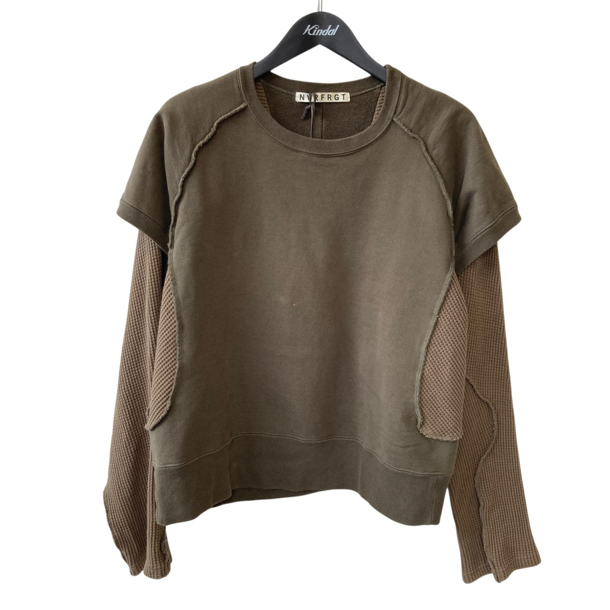 PANELLED DOUBLE LAYER C／N SWEATレイヤード 長袖トップスNF242T03