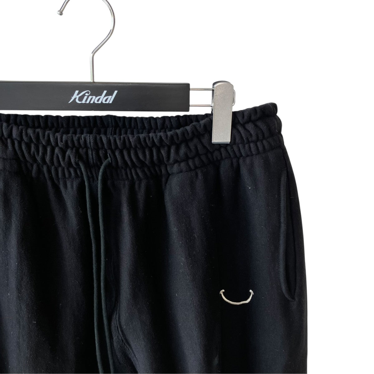 SWEAT PANTS SMILEスウェットパンツRE-C0-BK-00-00-247