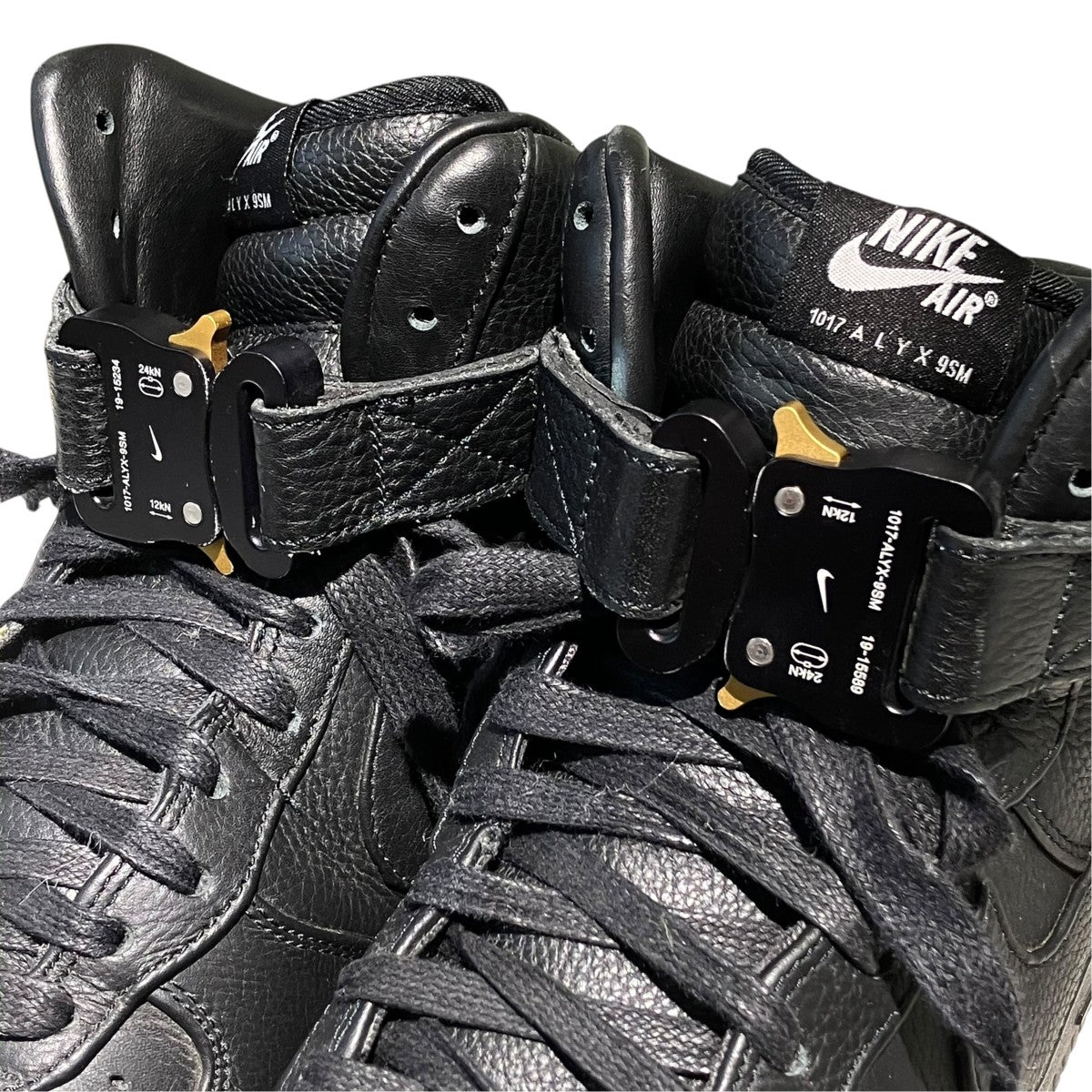 Air Force 1 HighハイカットスニーカーCQ4018-001
