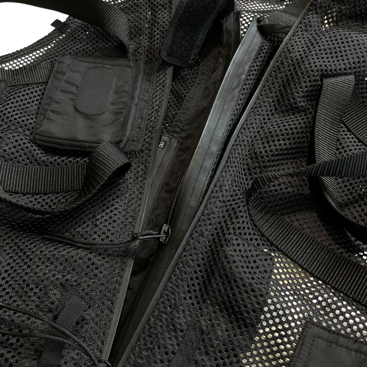 TACTICAL VESTタクティカルベスト