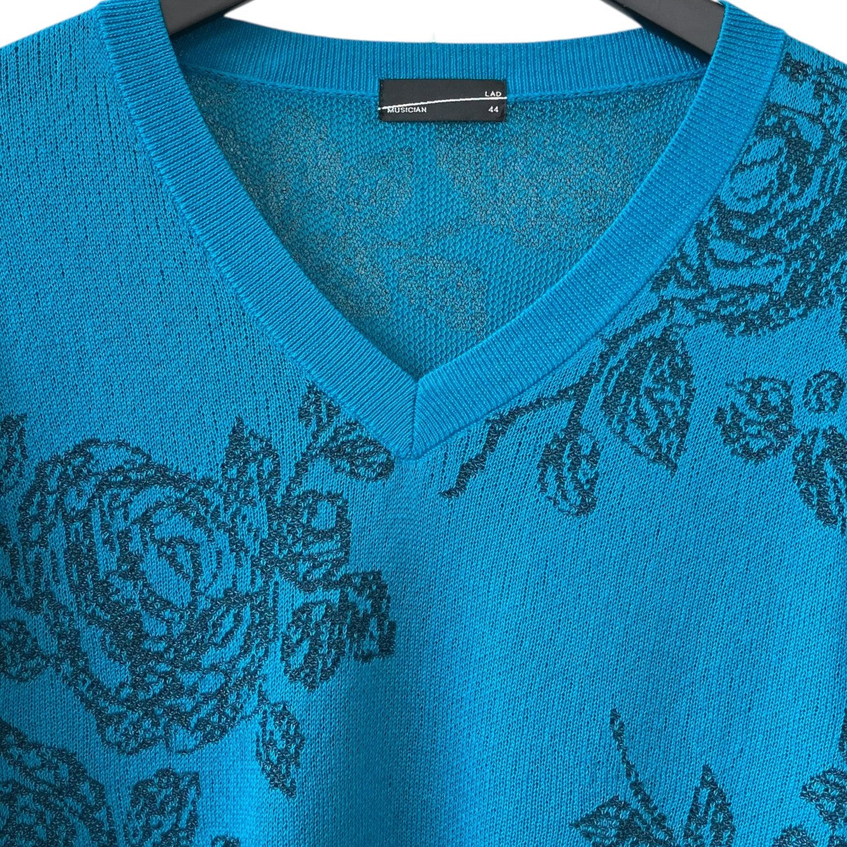 HAND-DRAWN FLOWER V-NECK PULLOVERVネック ニットセーター2126-001