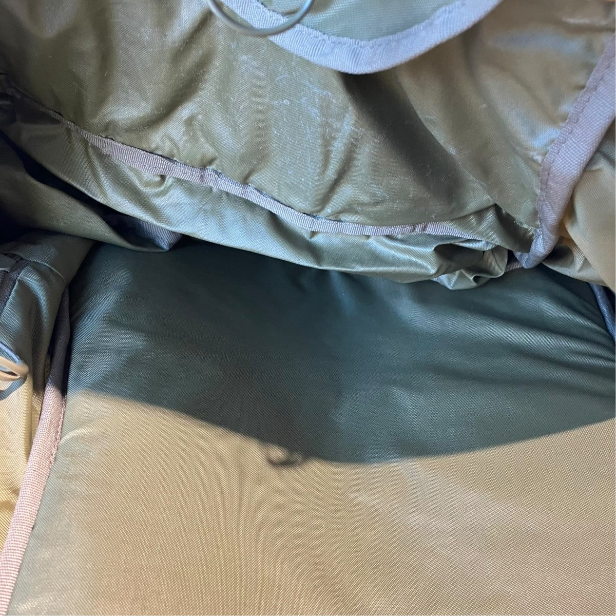 PALACE カモフラージュ柄バックパック 古着・中古-5枚目のアイテム画像