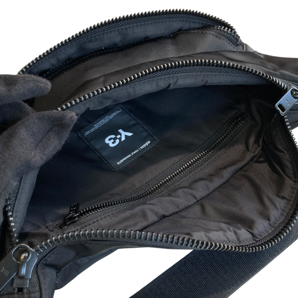 Y-3 ボディーバッグ 古着・中古-4枚目のアイテム画像