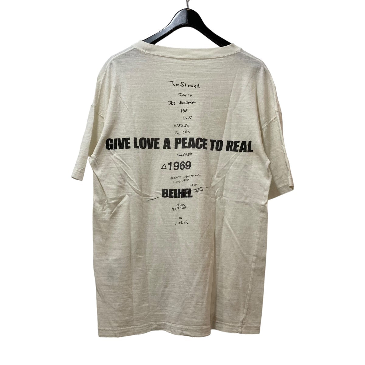 熱い販売LOVE A PEACE バックプリントTシャツ Tシャツ(半袖/袖なし)
