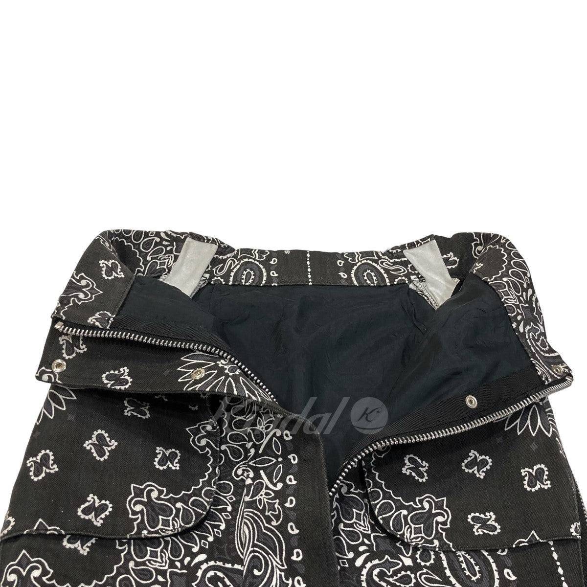 sacai(サカイ) Bandana Print Skirt バンダナプリントスカート 22-05927 2205927 ブラック サイズ  S｜【公式】カインドオルオンライン ブランド古着・中古通販【kindal】