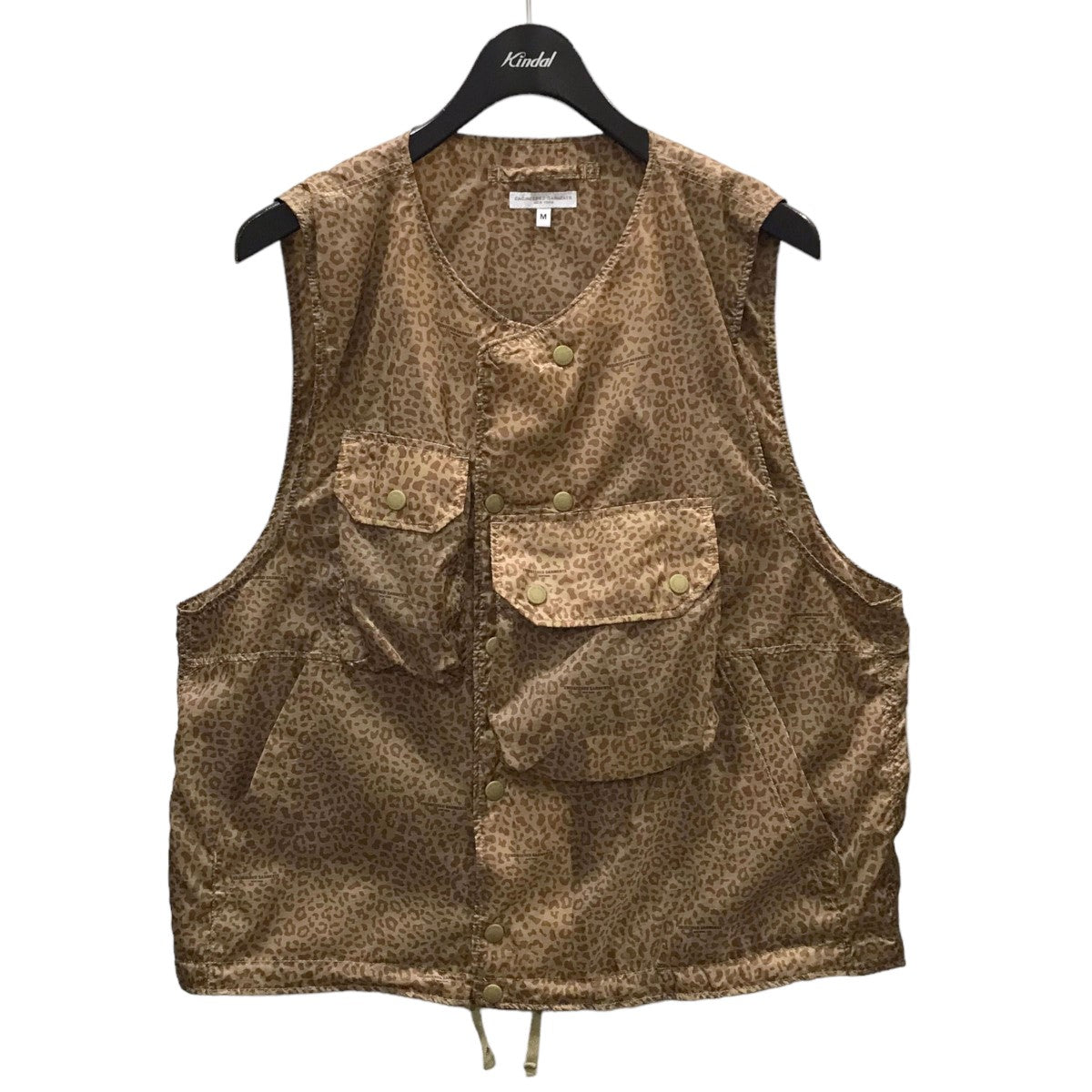 Engineered Garments(エンジニアードガーメンツ) レオパードプリントベスト COVER VEST -POLY LEOPARD  PRINT RIPSTOP カバーベスト ポリレオパードプリントリップストップ ベージュ サイズ M｜【公式】カインドオルオンライン ブランド古着  ...