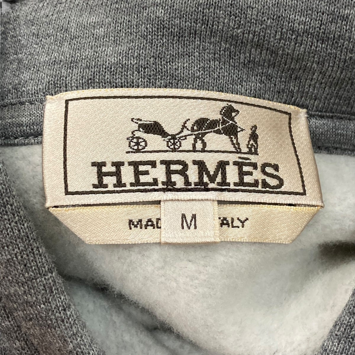 HERMES(エルメス) レザーパッチフーテッドパーカー グレー