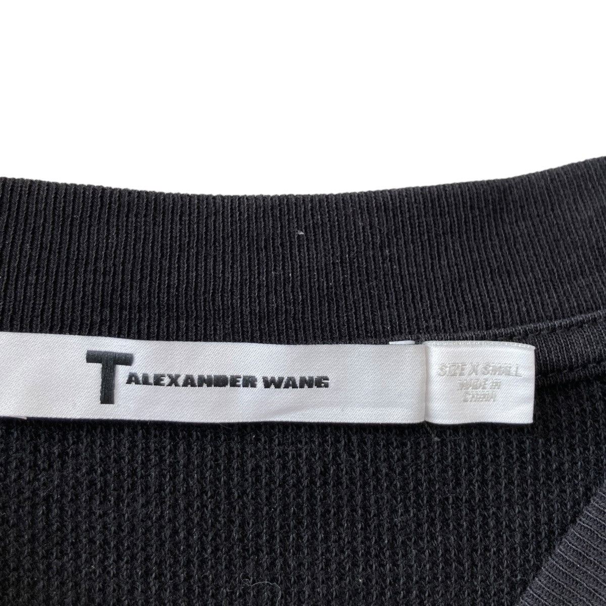 T by ALEXANDER WANG(ティーバイアレキサンダーワン) 再構築ロゴサーマルカットソーロングスリーブTシャツCA00985  CA00985 ブラック サイズ XS｜【公式】カインドオルオンライン ブランド古着・中古通販【kindal】